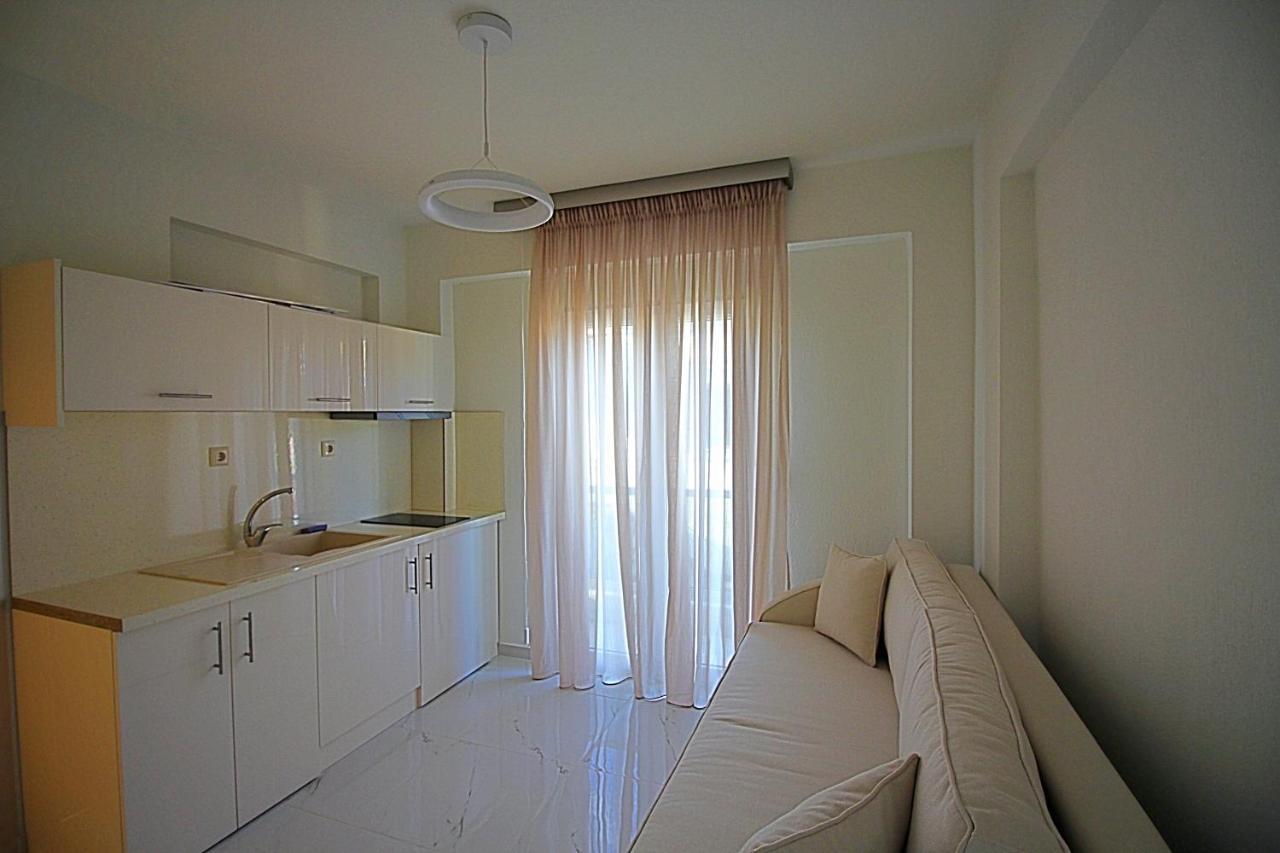 ניקיטי Sky Rays Luxury Apartments מראה חיצוני תמונה