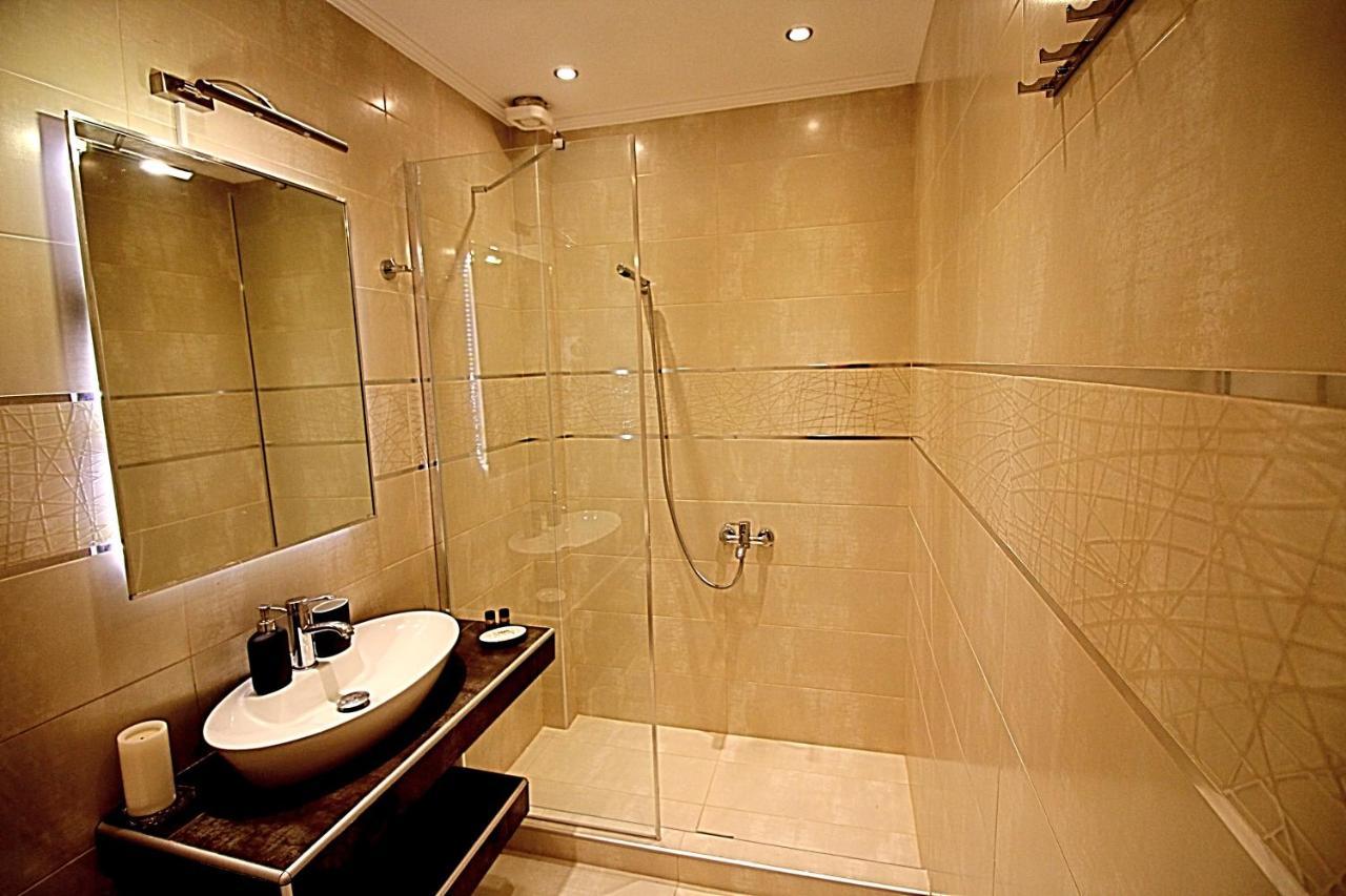 ניקיטי Sky Rays Luxury Apartments מראה חיצוני תמונה